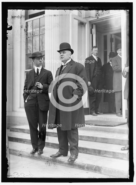 Men at White House, Washington, D.C., between 1913 and 1917. Creator: Harris & Ewing.