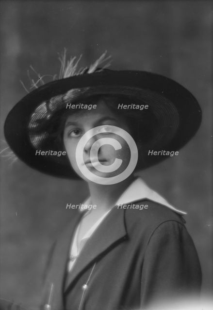 Mendelhern, Mr., friend of, portrait photograph, 1915 May 11. Creator: Arnold Genthe.