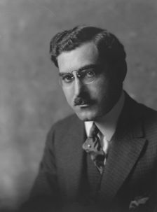 Mercadante, Mr., portrait photograph, 1916. Creator: Arnold Genthe