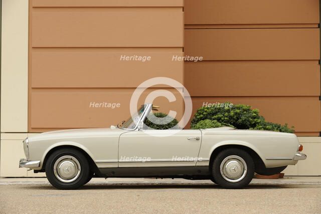 Mercedes Benz 230SL 1963. Artist: Simon Clay.