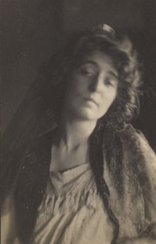 Mercedes de Cordoba, 1902. Creator: Joseph Turner Keiley