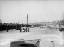 MG cars of Doreen Evans and John Henry Tomson Smith, JCC International Trophy, Brooklands, 1936. Artist: Bill Brunell