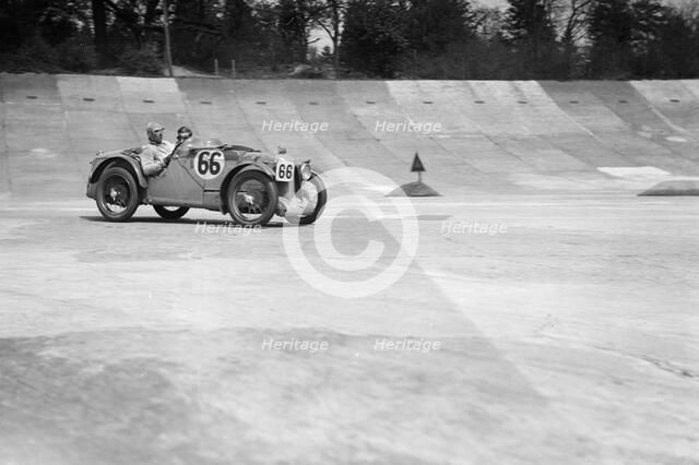 MG C type of HC Hamilton and SV Holbrook at the JCC Double Twelve race, Brooklands, 8/9 May 1931. Artist: Bill Brunell.