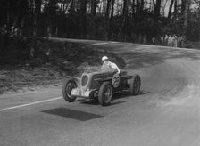 MG Q type of Kenneth Evans racing at Donington Park, Leicestershire, 1930s. Artist: Bill Brunell