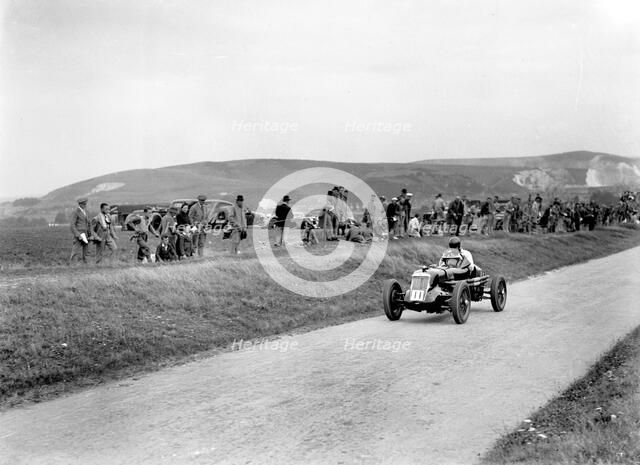 MG R type of GH Symonds competing at the Lewes Speed Trials, Sussex, 1938. Artist: Bill Brunell.