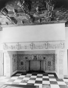 "Mi Suen~o," Herbert Coppell house, 1245 South Grand Avenue, Pasadena, California, 1917. Creator: Frances Benjamin Johnston