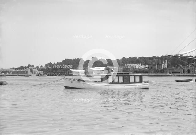 Mitcham launch, 1911. Creator: Kirk & Sons of Cowes.