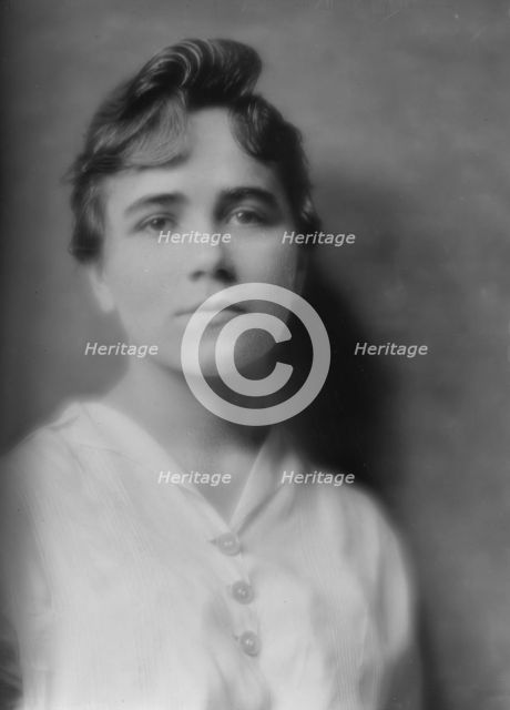 Mitchell, Janet, Miss, portrait photograph, 1916 Mar. 3. Creator: Arnold Genthe.
