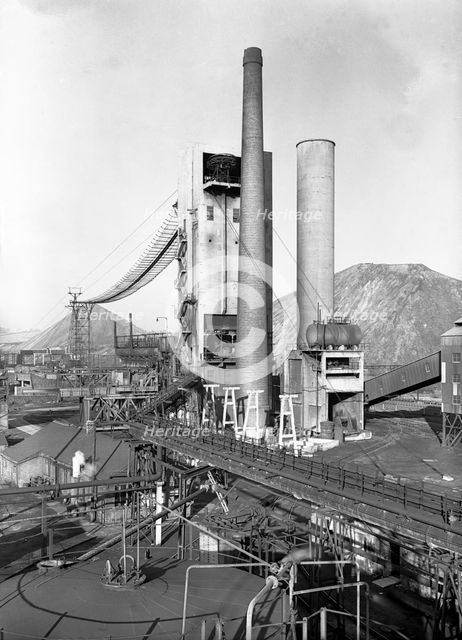 Mitchell Main coal preparation plant, Wombwell, South Yorkshire, 1956. Creator: Michael Walters.