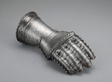 Mitten Gauntlet for the Right Hand, Augsburg, c. 1540. Creator: Unknown