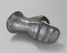 Mitten Gauntlet for the Right Hand, Innsbruck, c. 1530/40. Creator: Jörg Seusenhofer