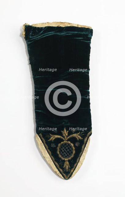 Mitts, British, 1680-1720. Creator: Unknown.