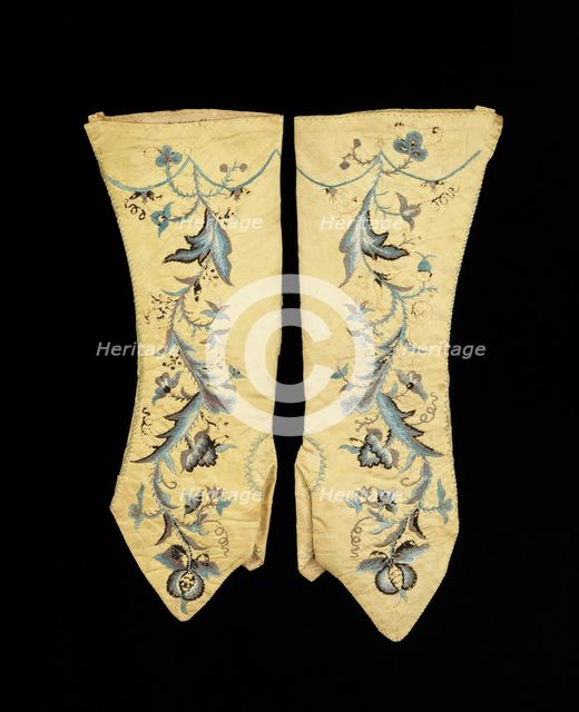 Mitts, British, first quarter 18th century. Creator: Unknown.
