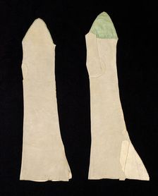 Mitts, French, early 18th century. Creator: Unknown