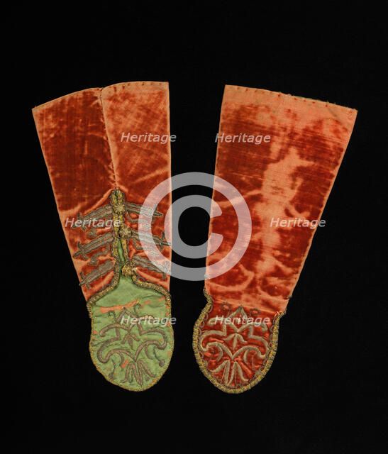 Mitts, Italian, early 17th century. Creator: Unknown.
