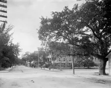 Miami, Fla., Avenue C and Fort Dallas Hotel, between 1900 and 1920. Creator: Unknown