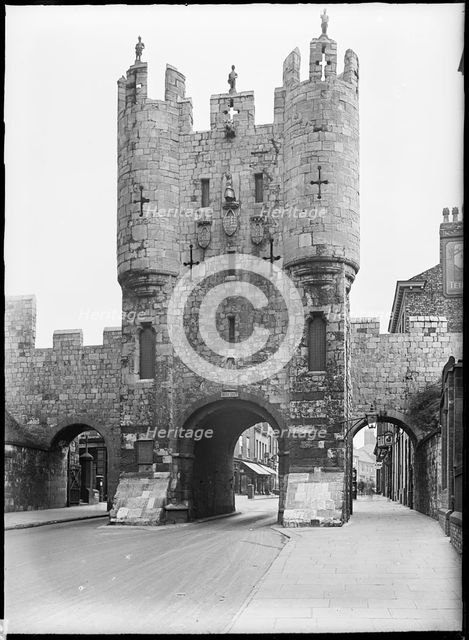 Micklegate Bar, York, 1900-1940. Creator: Edwin Dockree.