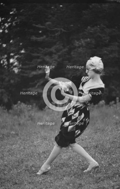 Michio Ito pupils, 1921 June 24. Creator: Arnold Genthe.