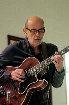 Mick Hanson, Steyning Jazz Club, Steyning, May 2016. Artist: Brian O'Connor