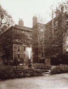 Middle Temple - Fountain Court, c1885. Creator: Henry Dixon & Son