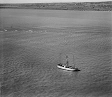 Middle Whitton Lightship on the River Humber, East Riding of Yorkshire, 1948. Artist: Aerofilms