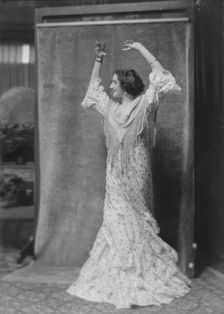 Mignon, Mlle., 1915 June 1. Creator: Arnold Genthe