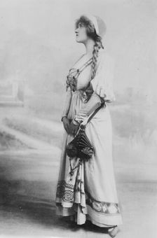 Mignon Nevada as Marguerite, between c1915 and c1920. Creator: Bain News Service