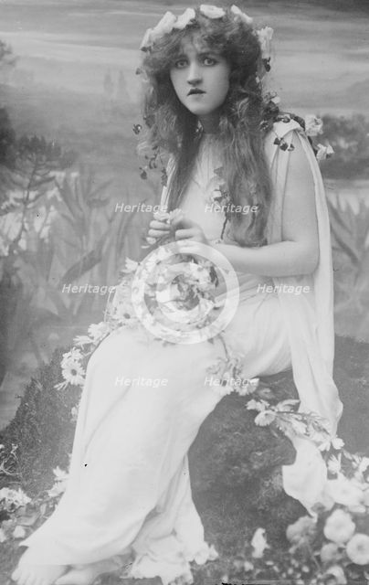 Mignon Nevada as "Ophelia", between c1915 and c1920. Creator: Bain News Service.