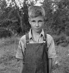 Migratory boy in squatter camp, Washington, Yakima Valley, 1939. Creator: Dorothea Lange