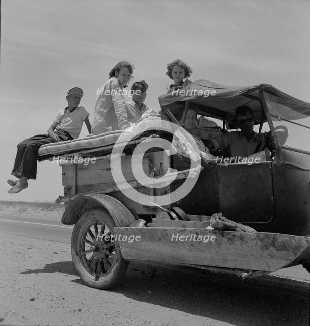 Migratory family, Route 70, Arizona, 1937. Creator: Dorothea Lange.