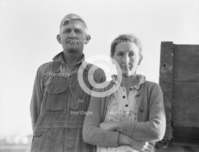 Migratory labor workers, Brawley, Imperial Valley, California, 1939. Creator: Dorothea Lange.