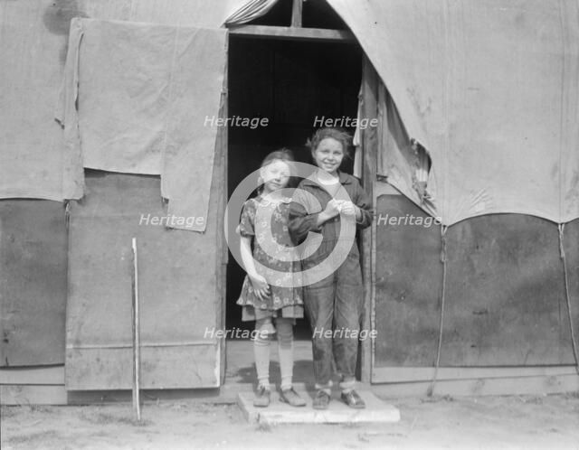 Migrant family in Kern County, California, 1936. Creator: Dorothea Lange.