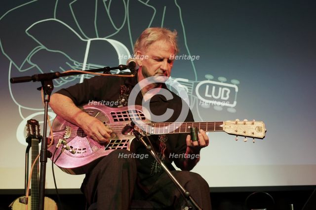 Mike Dowling, Crawley Blues Festival, Hawth, Crawley, West Sussex, Oct 2015. Artist: Brian O'Connor.