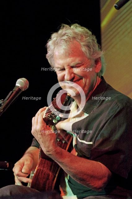 Mike Dowling, Crawley Blues Festival, Hawth, Crawley, West Sussex, Oct 2015. Artist: Brian O'Connor.