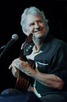 Mike Dowling, Crawley Blues Festival, Hawth, Crawley, West Sussex, Oct 2015. Artist: Brian O'Connor