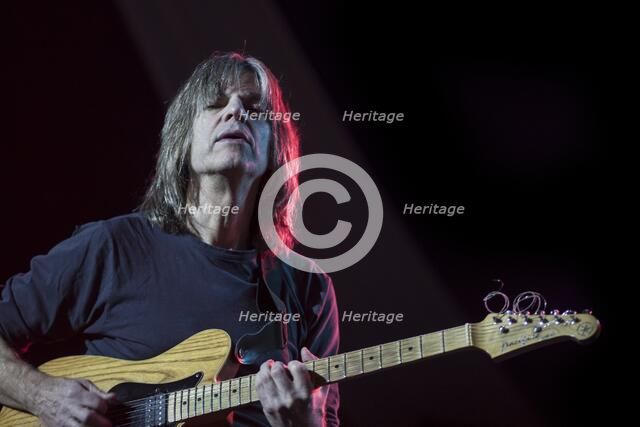 Mike Stern, 2013. Artist: Alan John Ainsworth.