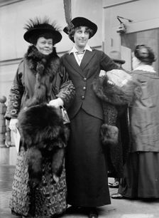 Milholland, Inez, Suffragette - Center, with Mrs. O.H.P. Belmont, 1913. Creator: Harris & Ewing