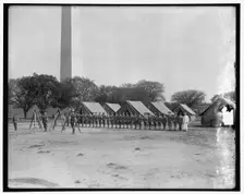 Military camp; base of Washington Monument, between 1910 and 1920. Creator: Harris & Ewing