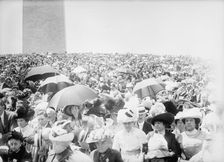 Military Field Mass, 1912. Creator: Harris & Ewing