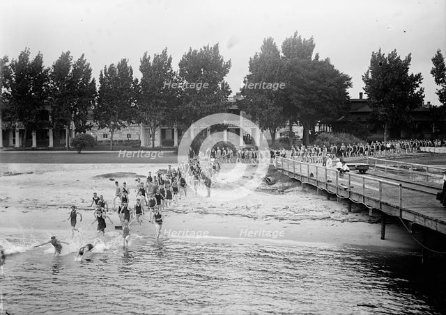 Military Training, 1917 or 1918. Creator: Harris & Ewing.