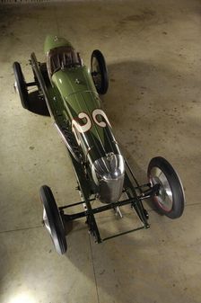 MILLER 122 supercharged 1923. Artist: Simon Clay
