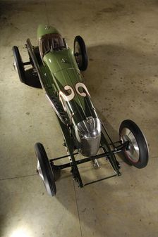 MILLER 122 supercharged 1923. Artist: Simon Clay