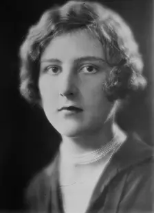Mimi Brokaw, between c1915 and c1920. Creator: Bain News Service