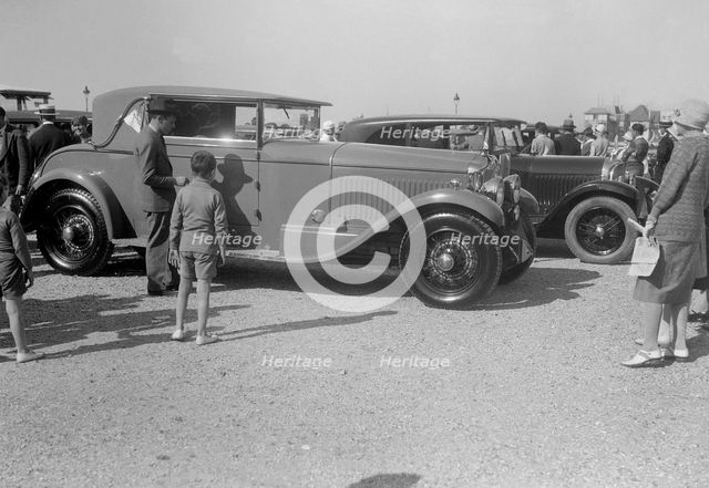 Minerva 2-door coupe at Boulogne Motor Week, France, 1928. Artist: Bill Brunell.