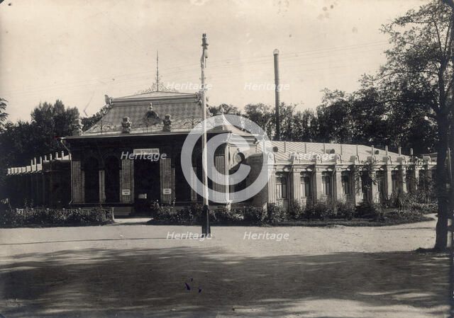 Mineral water baths, Pyatigorsk, Russia, 1900s-1910s.  Artist: Anon