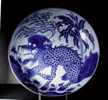 Ming dynasty blue and white bowl depicting a Chi-Lin