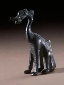 Miniature Seated Dragon, between 618 and 906. Creator: Unknown