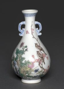 Miniature Vase with Birds and Chrysanthemums, 1736-1795. Creator: Unknown