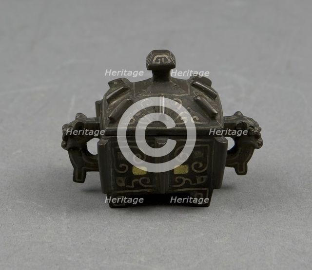 Miniature Vessel, Ming dynasty (1368-1644) or Qing dynasty (1644-1911). Creator: Unknown.