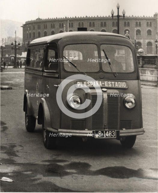 Minibus of public transport to the line from the Spain Square to the Montjuic Stadium and Nationa…